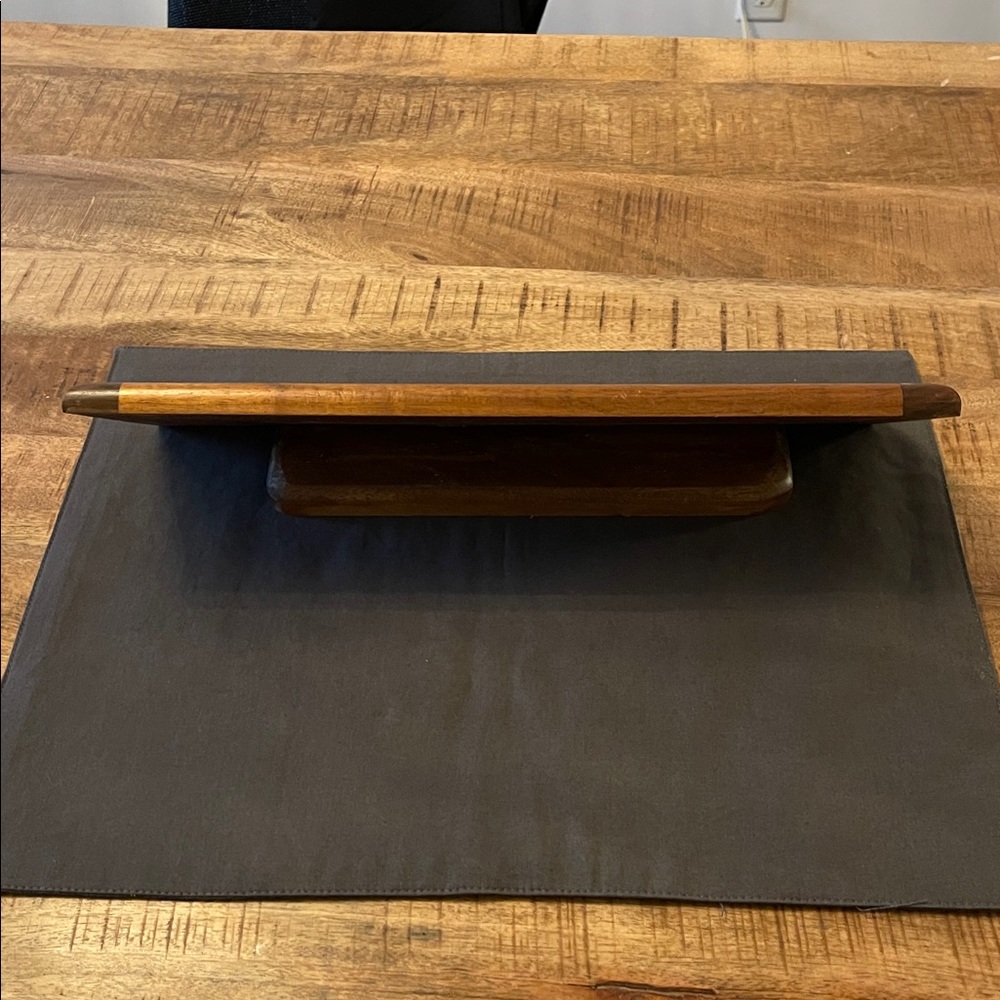 Challenge Coin Display Stand Rack Hand Made Hardwood - Picture 3 of 6